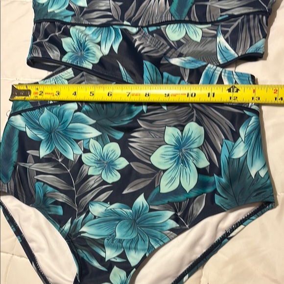 RashGaurd Long Sleeve One Piece Swimsuit Floral Blue Teal - Picture 8 of 16